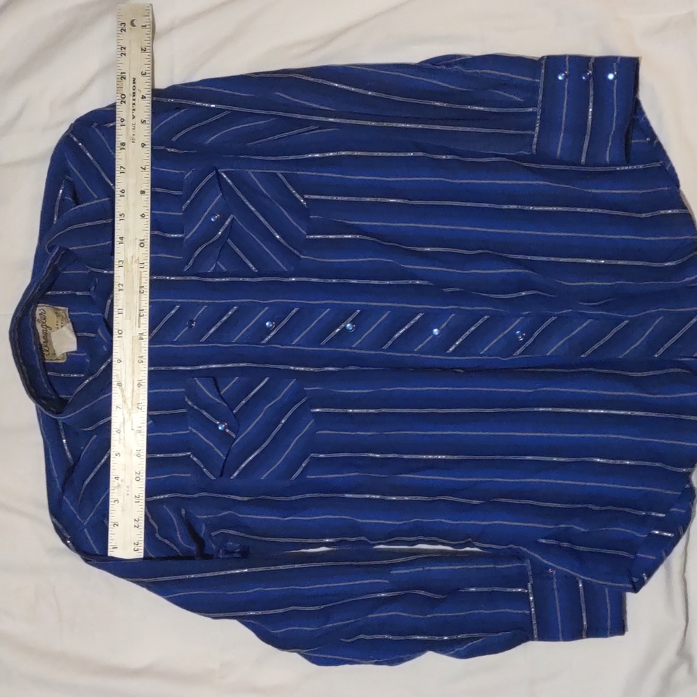 Wrangler extra large long sleeve blue snaps